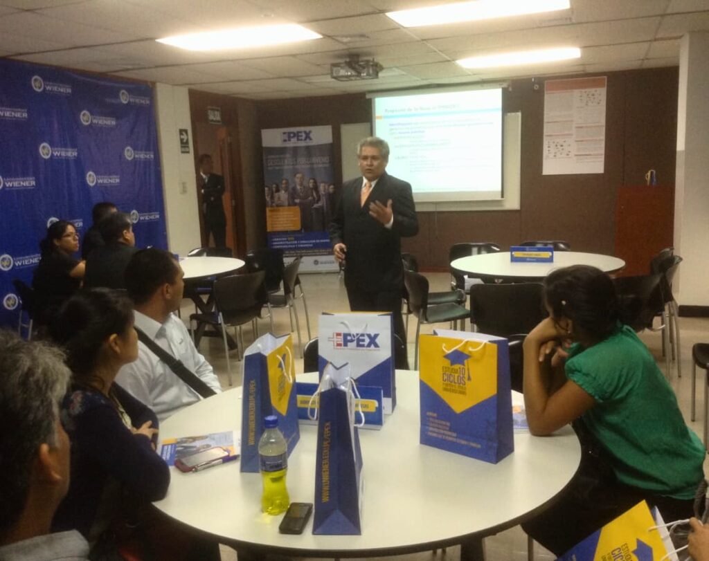 Servicio Capacitacion Maux Management SAC